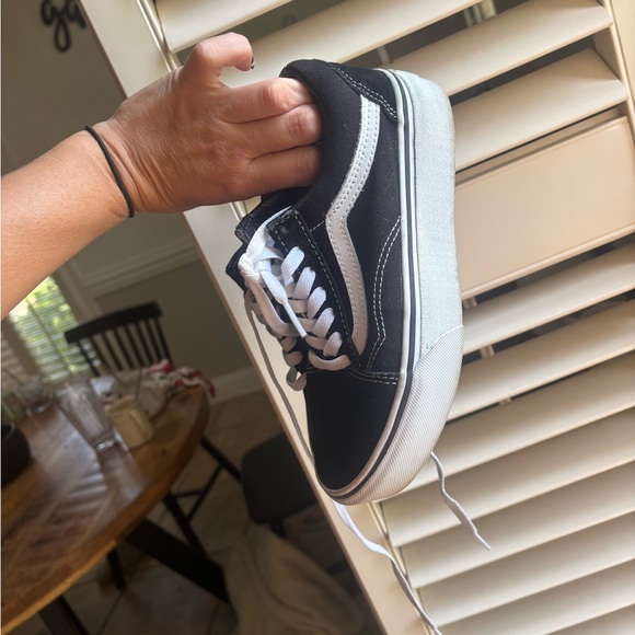 Vans Black and White Platform Shoes - Picture 1 of 6
